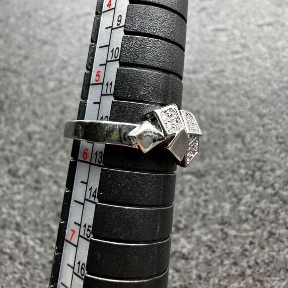 NWB White Gold Plated Silver-tone Geometric Ring CZ & Square Accents Size 5.75 - Picture 9 of 12